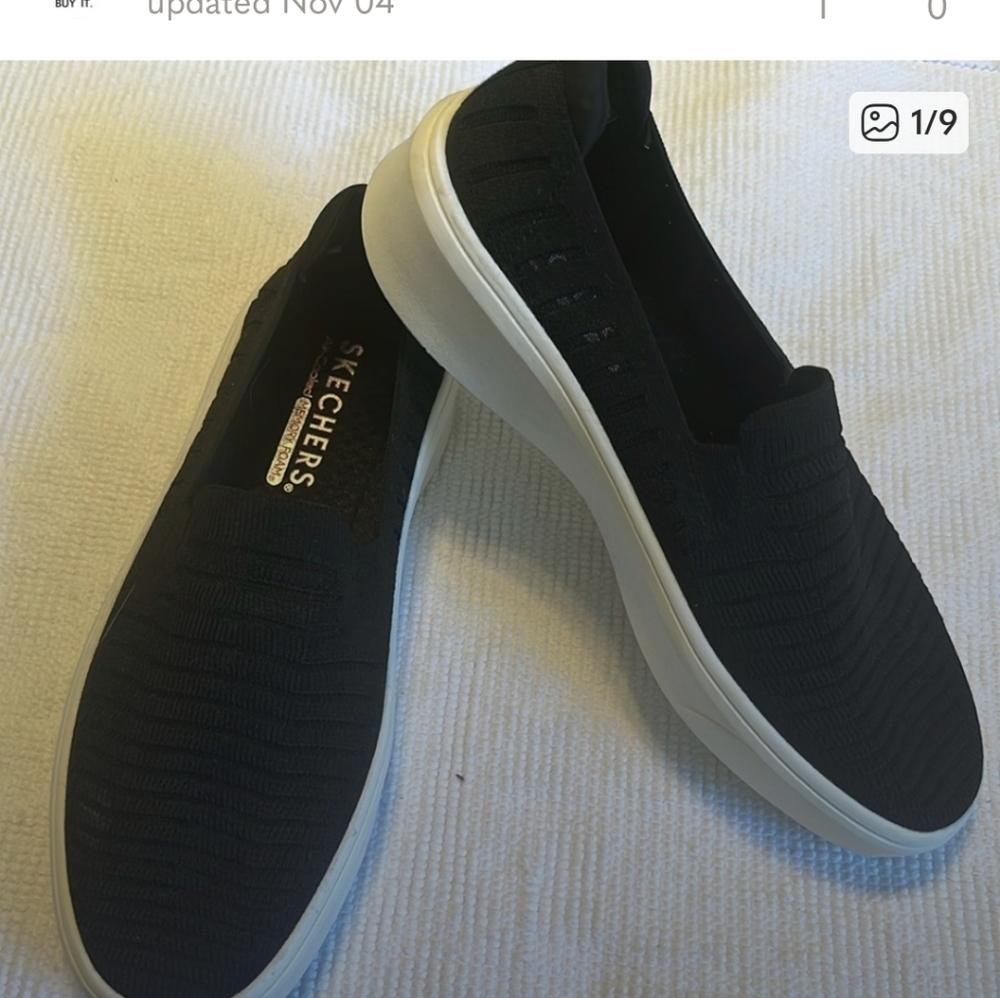 NEW Skechers Women's Black Knit Slip-On Sneakers